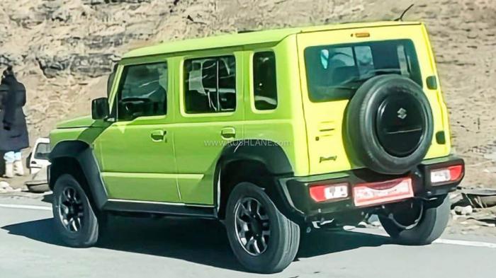 Το 5θυρο Suzuki Jimny εντοπίστηκε χωρίς καμουφλάζ